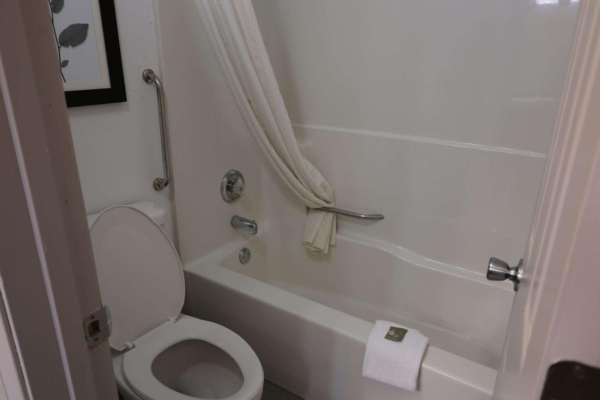 Country Inn & Suites By Radisson, Sparta, Wi Extérieur photo